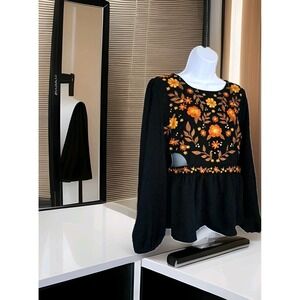 Savanna Jane Top L Black Floral Embroidery Side Cutout Peplum Style Boutique